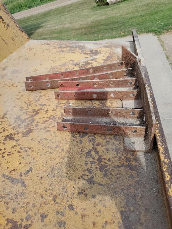 Additional photo of lot 28