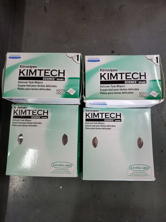 Lot 130: Kimwipes Kimtech Science Delicate Task Wipers 286 Ct Set of 4 Boxes