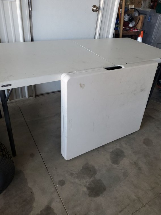 Lot 49: 2 Lifetime 2x6 White Folding Banquet Table Plastic Top