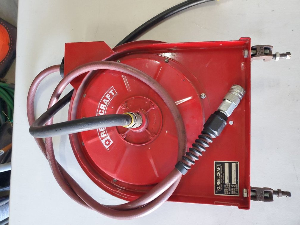 Lot 63: Reelcraft 1/2in Retractable Hose Reel Model 6Z160 Wall Mount Used