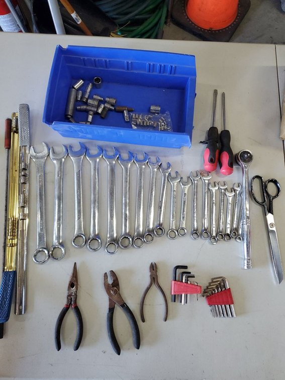 Lot 110: Lot of Assorted Hand Tools Wrenches Sockets Ratchet Hex Keys Bin