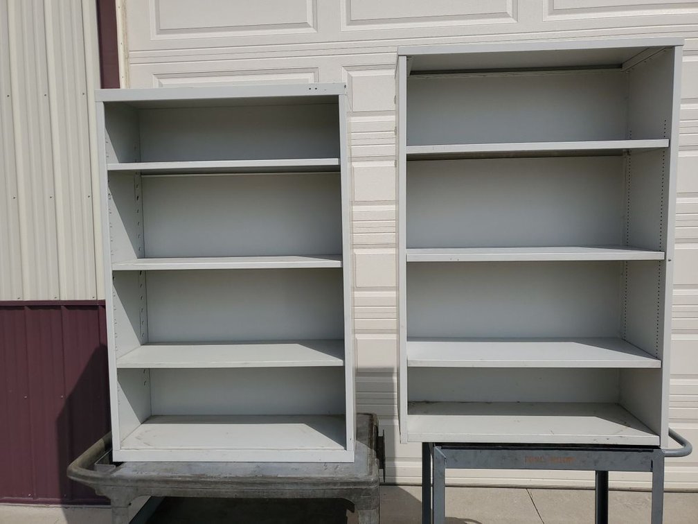 Lot 122: Pair of White Metal Office Bookcases Adjustable Shelves Used
