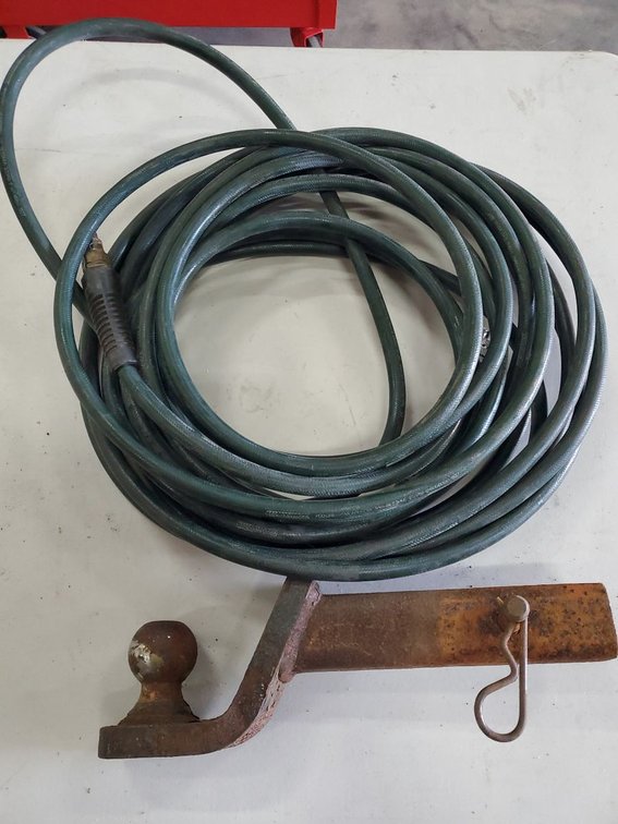 Lot 85: Air Compressor Hose & Trailer Hitch Ball Mount 2in Used