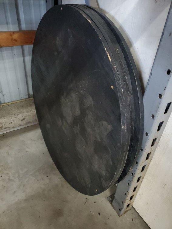 Lot 100: Set of 5 36in Round Plywood Tabletops Black