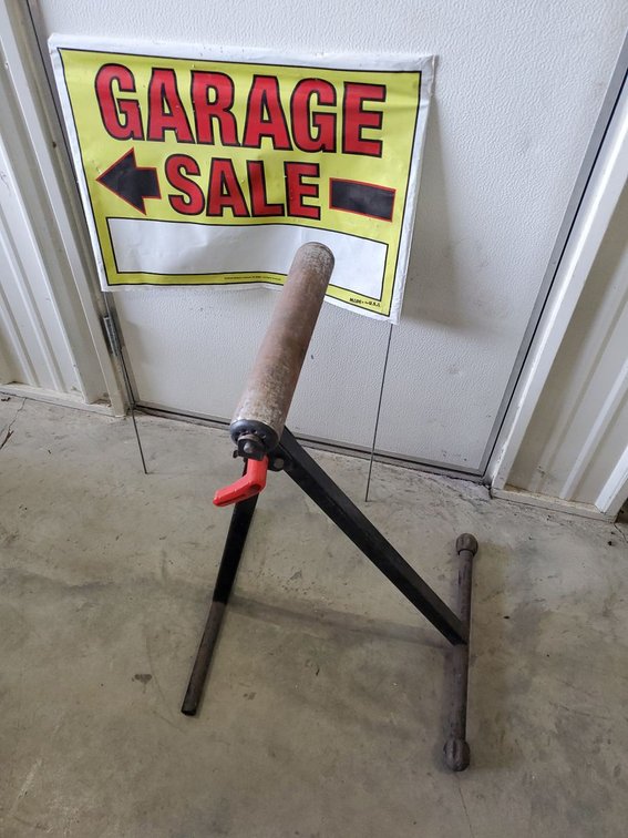 Lot 146: Adjustable Metal Roller Stand Outfeed Support Shop Tool Used