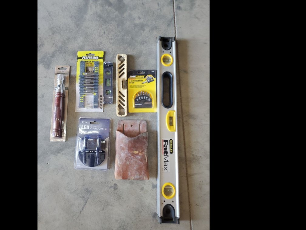 Lot 109A: Lot of Assorted Hand Tools & Work Lights Stanley FatMax Performax