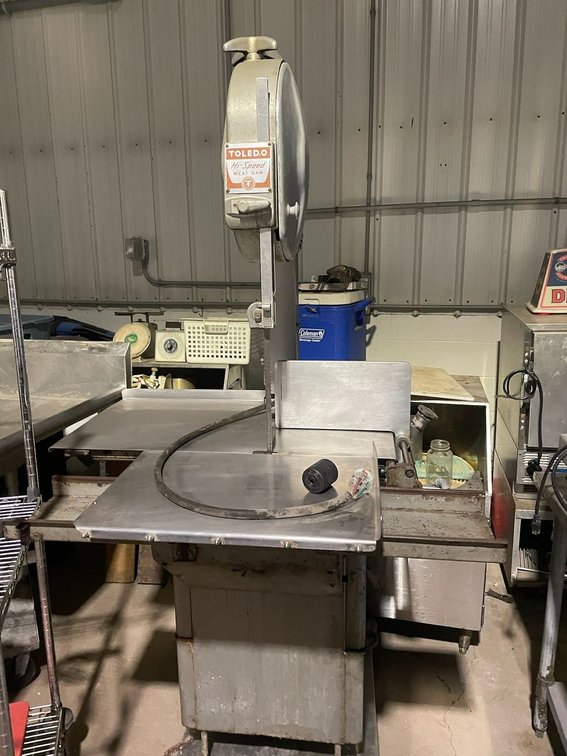 Lot 33a: Toledo Vertical Meat saw