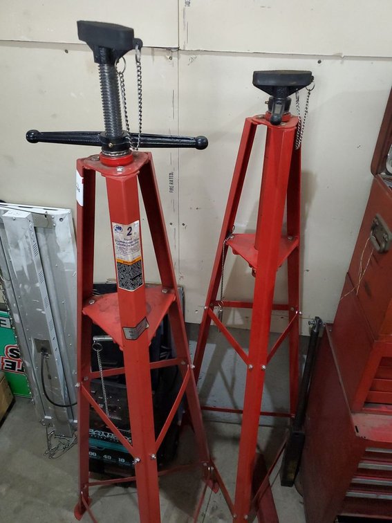 Lot 26: ATD 2 Ton Heavy Duty Tripod Stands