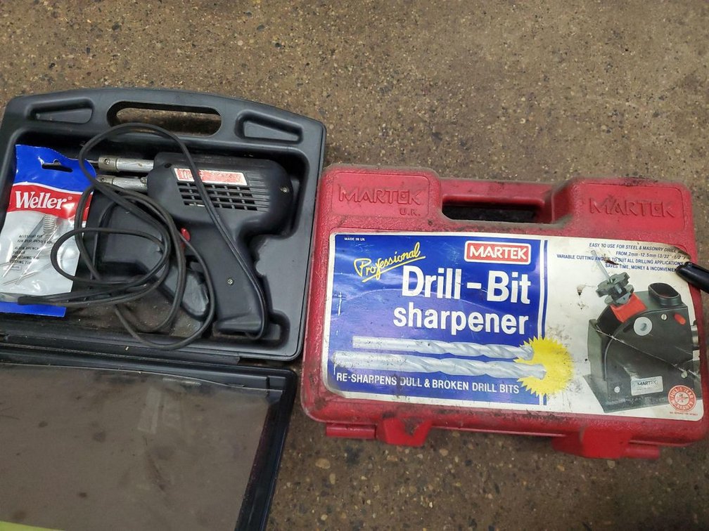 Lot 85: Weller Soldering Gun & Martek Drill Bit Sharpener Tool Lot
