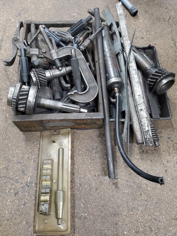 Lot 94: Vintage Machinist Tooling Lot Grease Gun Arbors Clamps Steel Parts