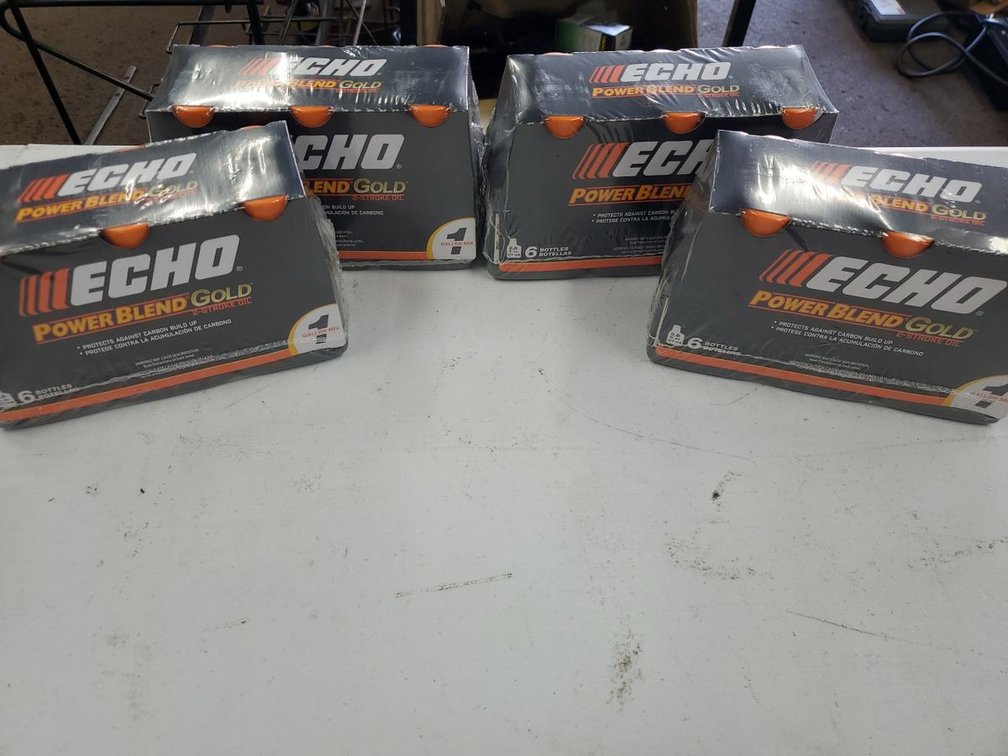 Lot 100A: Set of 4 Echo Power Blend Gold 2-Stroke Oil 6-Bottle Packs New