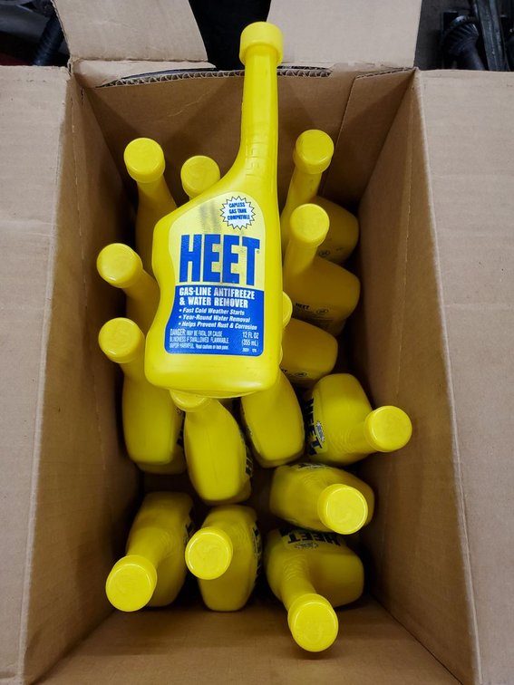 Lot 118: HEET Gas-Line Antifreeze & Water Remover 12 Oz Bottles Case Lot