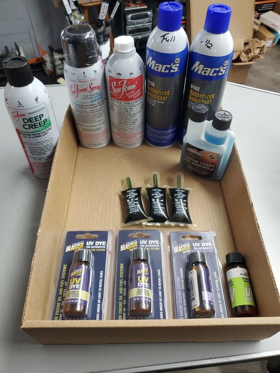 Lot 127: Lot of Assorted Automotive Additives & Undercoating Sea Foam Mac's