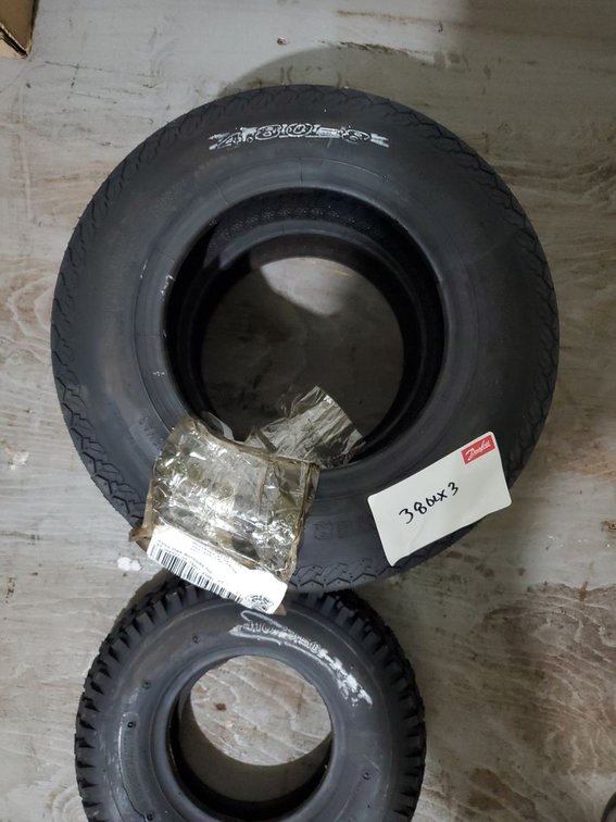 Lot 380L: Lot of Assorted New Utility Trailer Tires Replacement Rubber