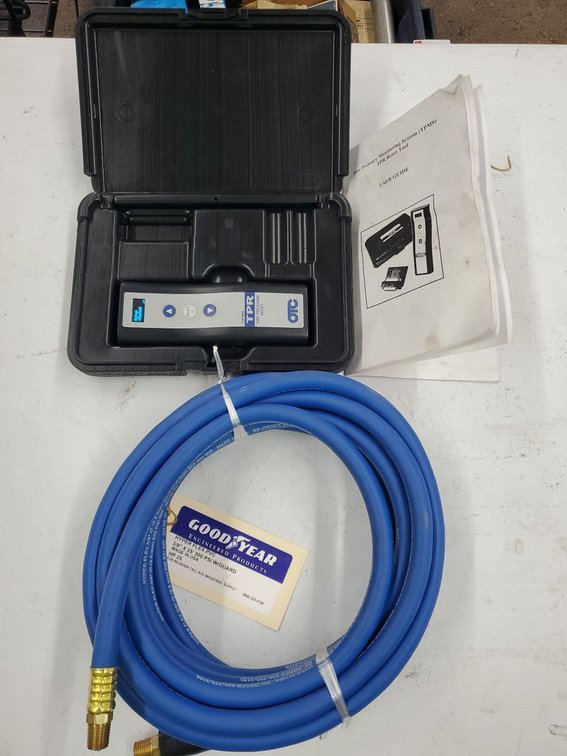Lot 156: OTC TPR TPMS Reset Tool w/ Case & Goodyear HyperFlex Air Hose