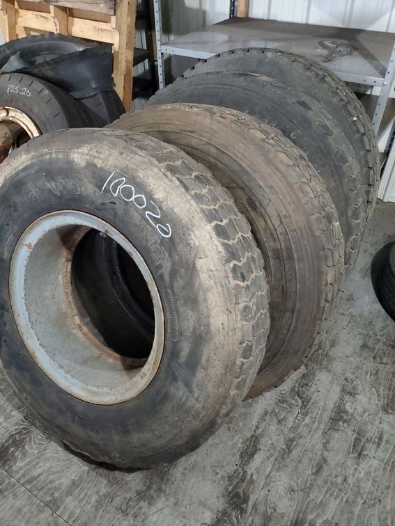 Lot 170L: Set of 4 Heavy Truck Tires With Steel Rims Mixed Tread Used