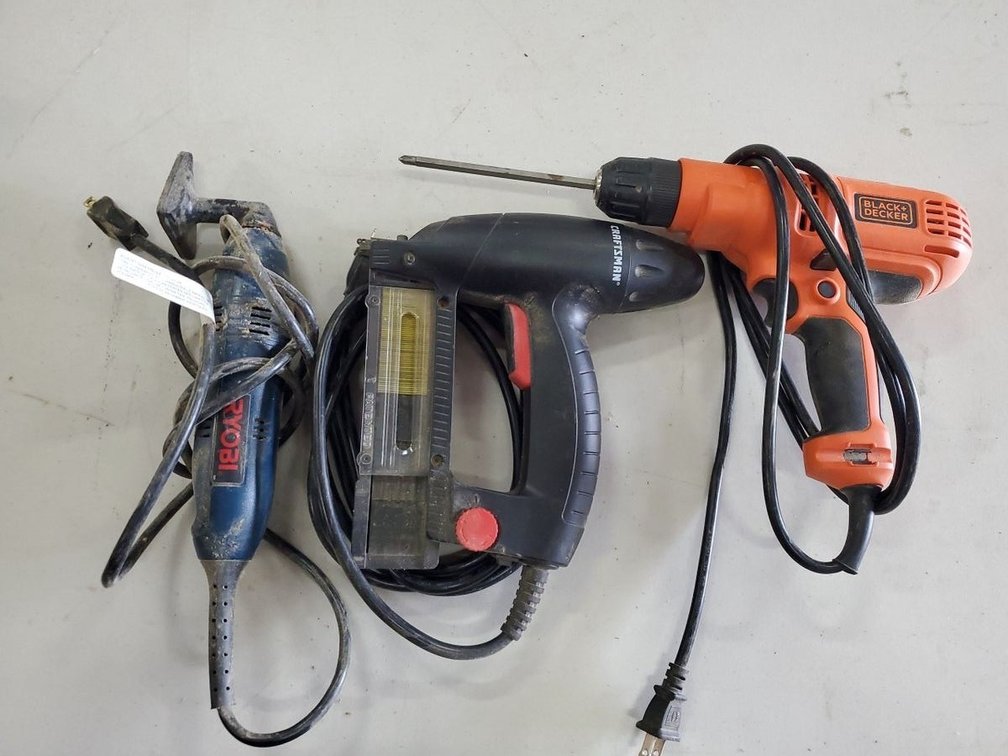 Lot 80: Ryobi Recip Saw Craftsman Electric Nailer Black+Decker Drill Lot