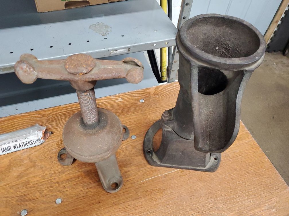Lot 70A: Antique Standard Cast Iron Screw Press & Waterspout