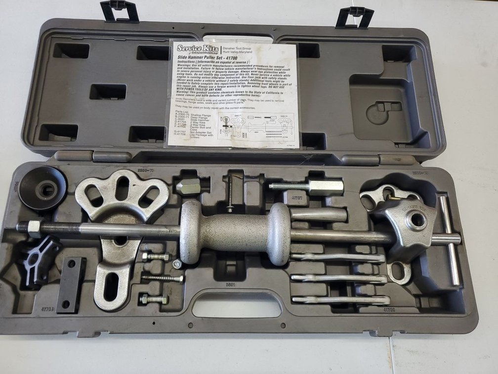 Lot 64: Service Kits 41700 Slide Hammer Puller Set w/ Case Danaher