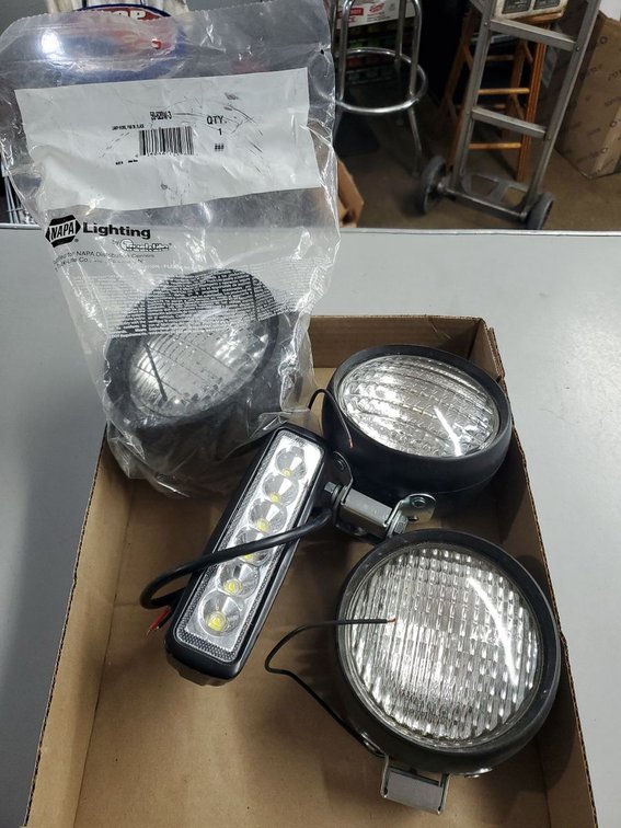 Lot 242: NAPA /Truck-Lite PAR36 Work Lights & LED Utility Lamp Mixed Lot