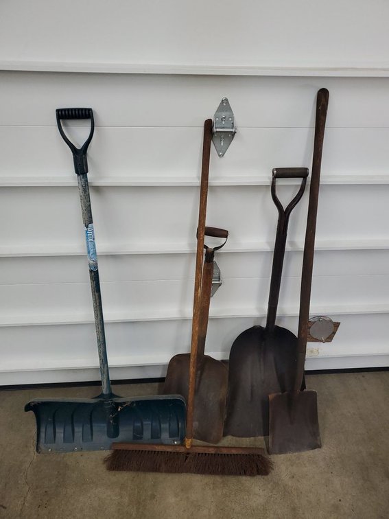 Lot 266: Lot of Assorted Yard Tools Shovels Push Broom Snow Pusher Used