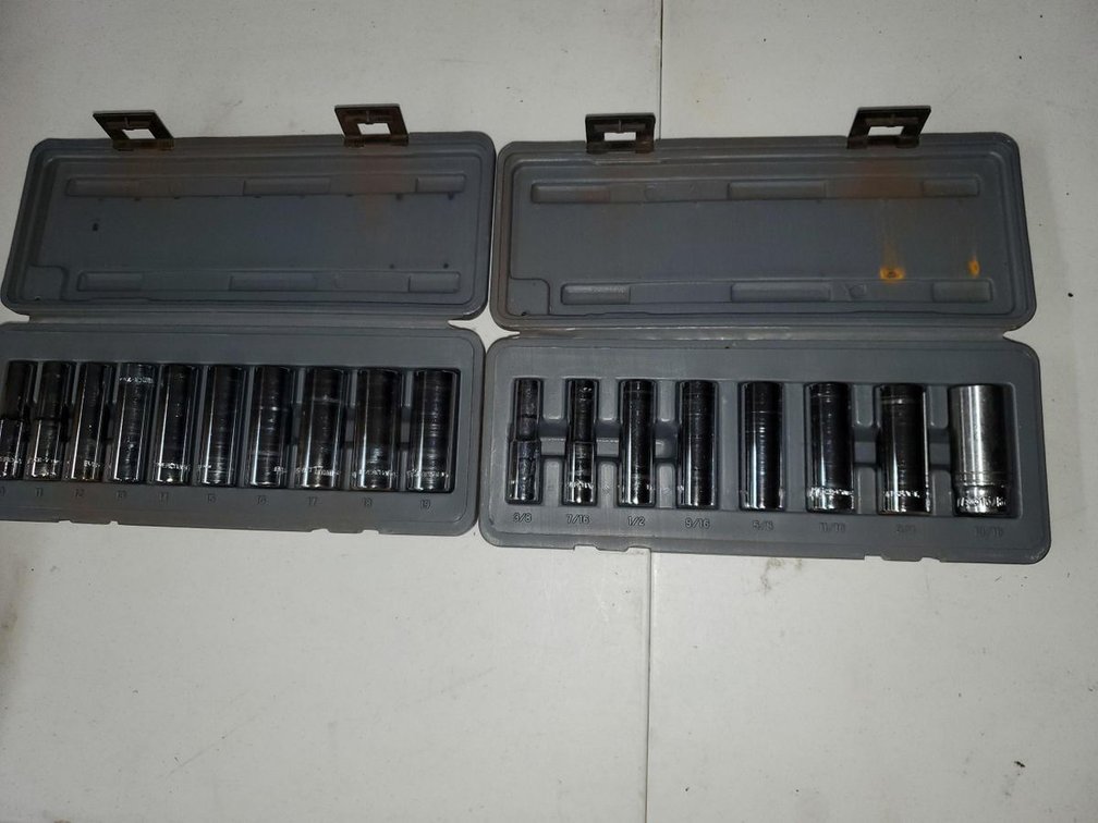 Lot 271: Deep Socket Set Lot SAE & Metric in Cases 18 Piece Used