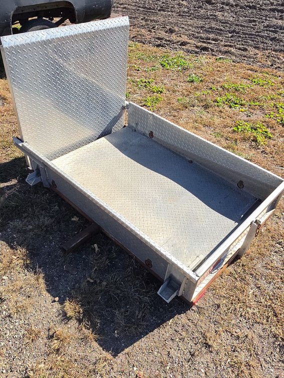 Receiver hitch style Aluminum Diamond Plate Trailer Storage Box Utility Tray 42x60 Used