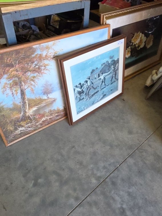 Oil painting and other pictures
