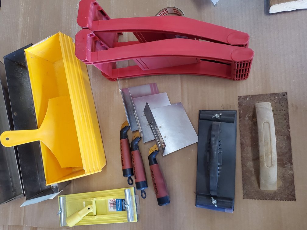 Lot 14: Drywall supplies 