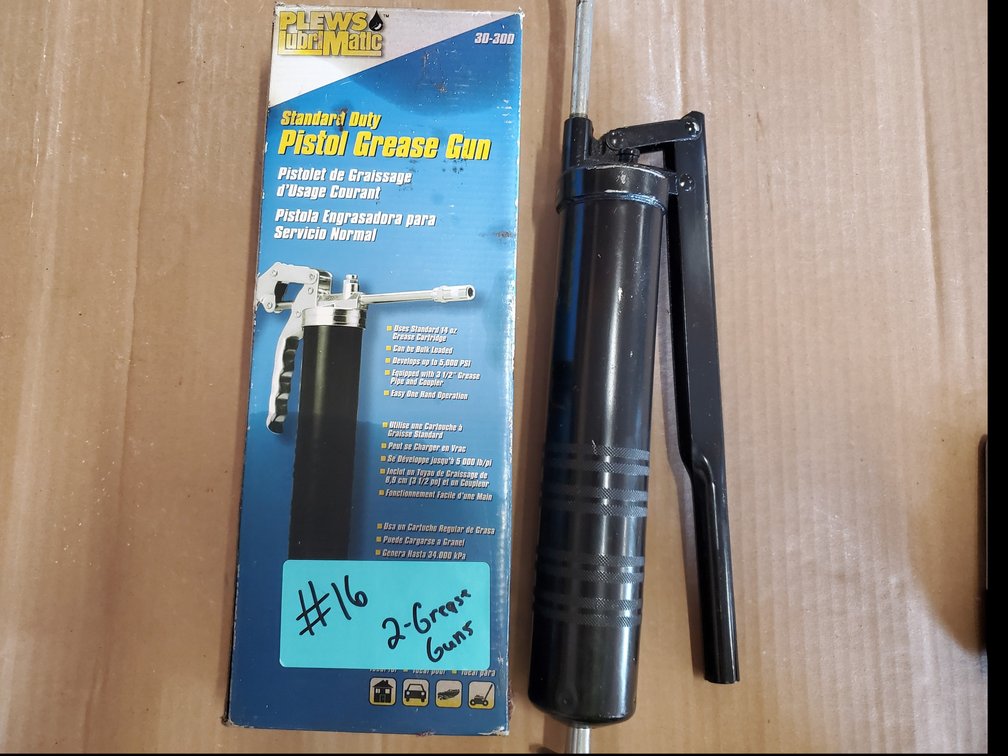 Lot 16: Grease guns