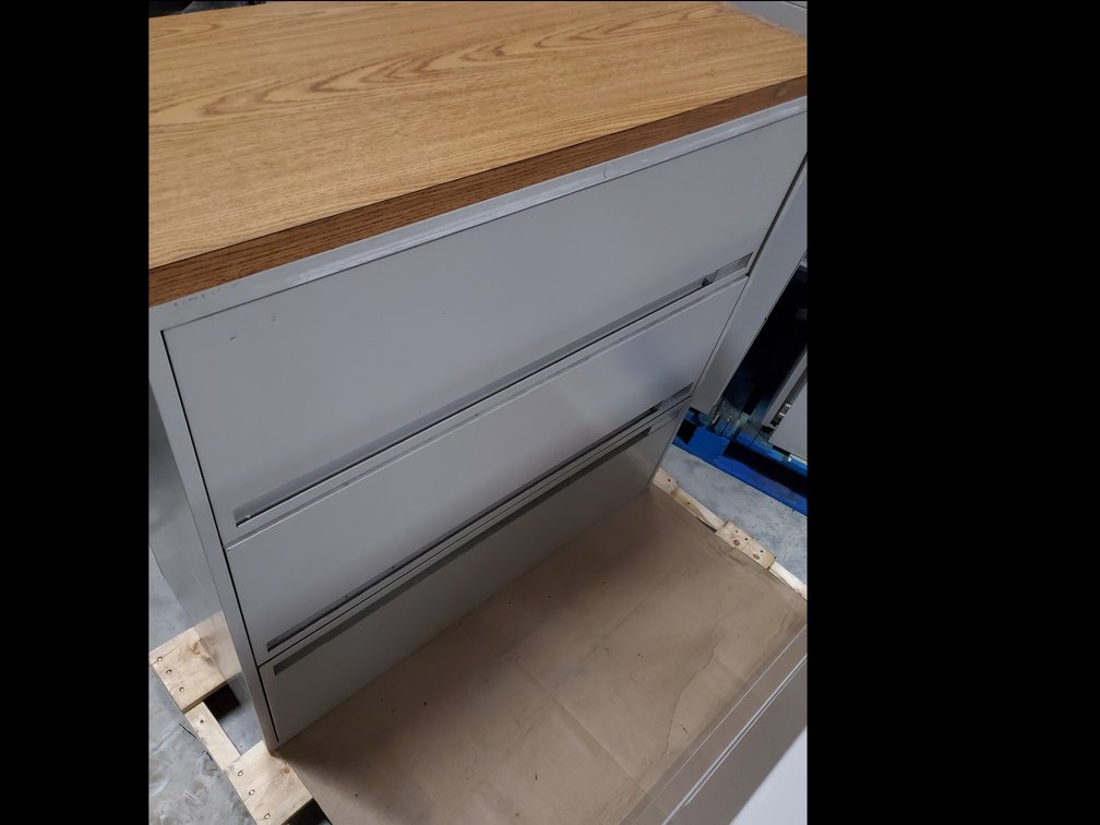 Lot 58: Lateral file cabinet 