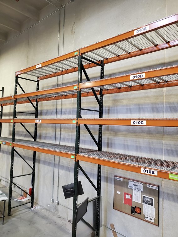 Lot 57: Pallet racking