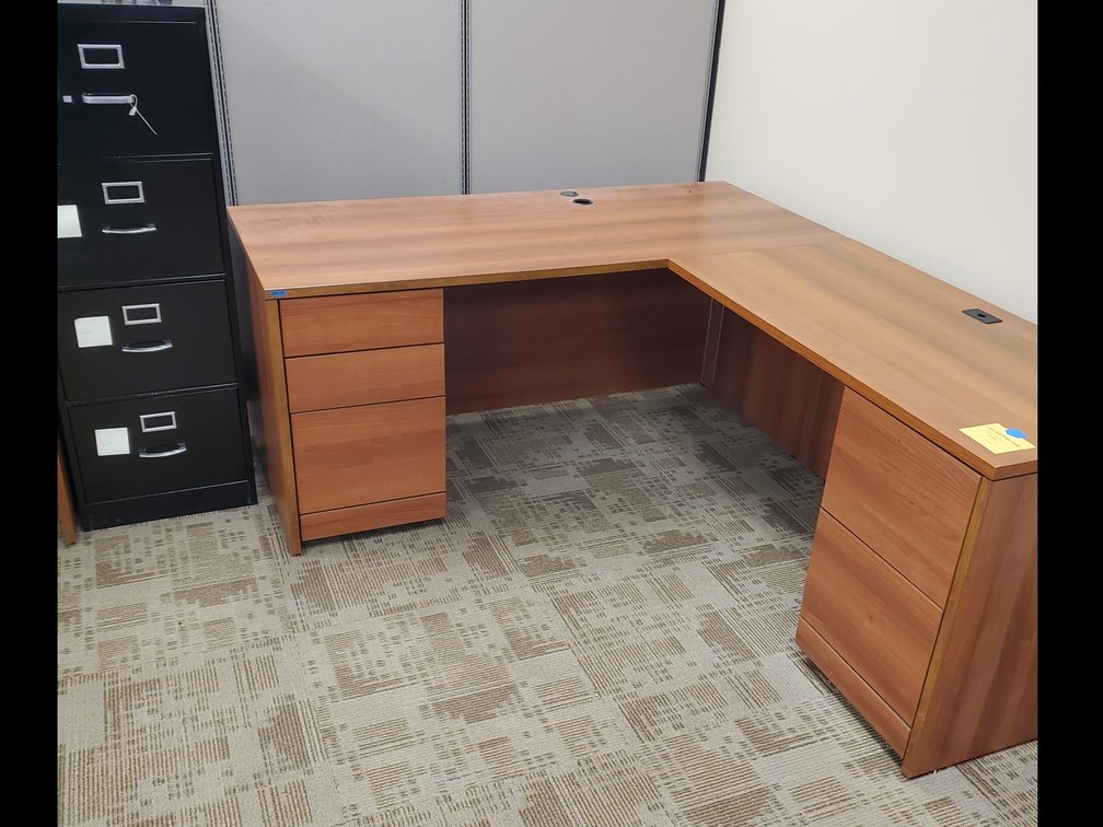 Lot 9: Desk and File Cabinet 