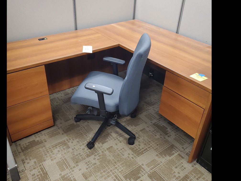 Lot 10: Desk and Chair 