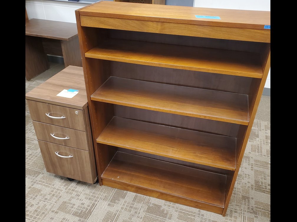 Lot 91: Bookshelf and file cabinet 