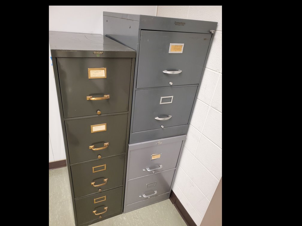 Lot 34: File Cabinets 