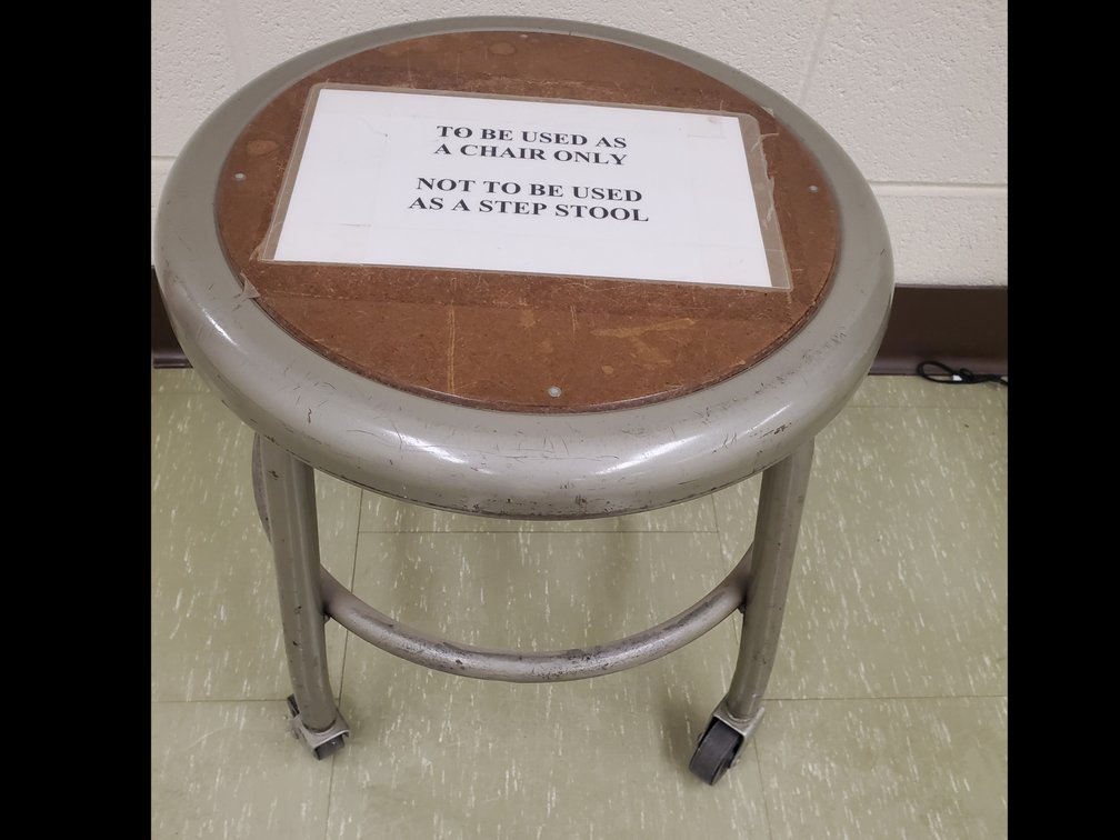 Lot 83: Chair/stool