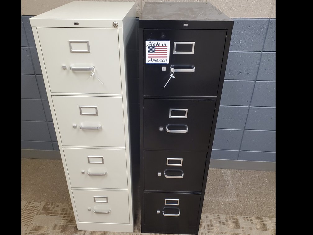 Lot 86: File cabinets 