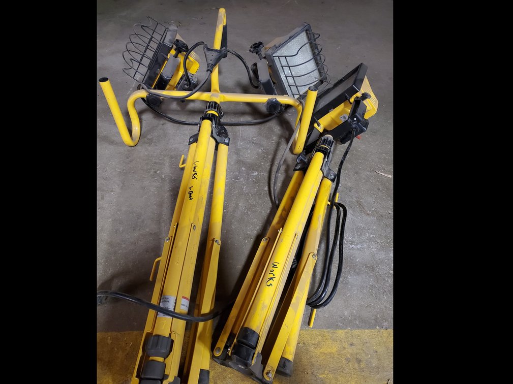 Lot 108: Work lights