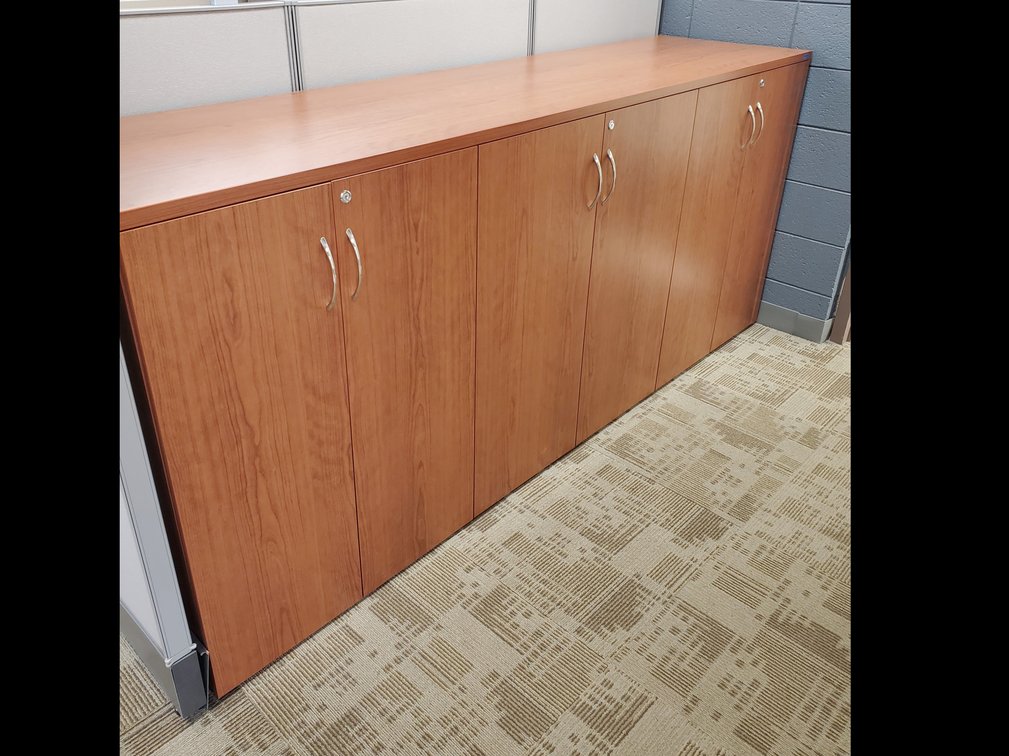 Lot 138: Storage cabinet 