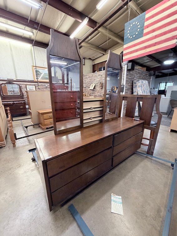Lot 55