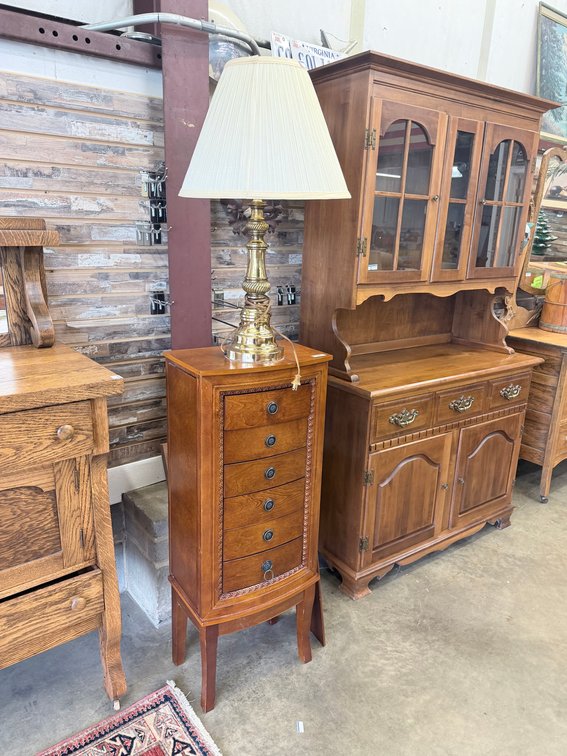 Lot 7