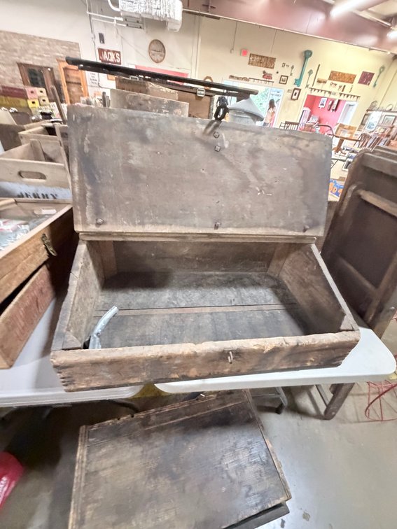Lot 64