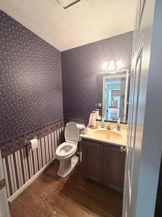 Lot 82