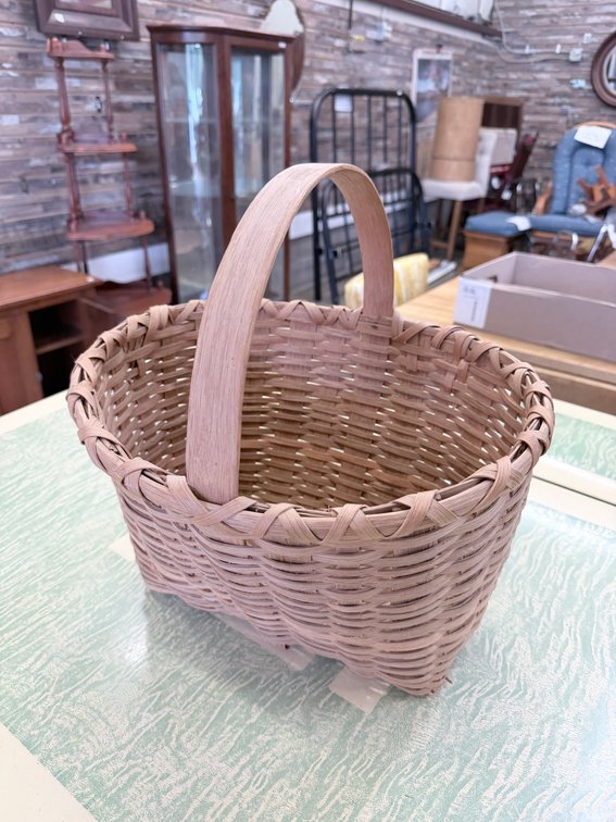 Lot 82