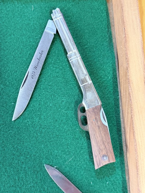 Lot 75