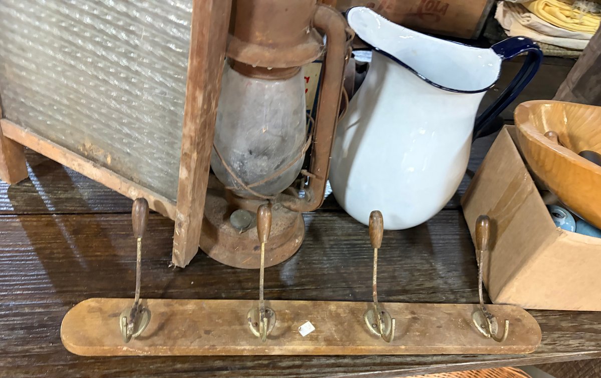 Lot 75