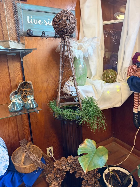 Lot 28