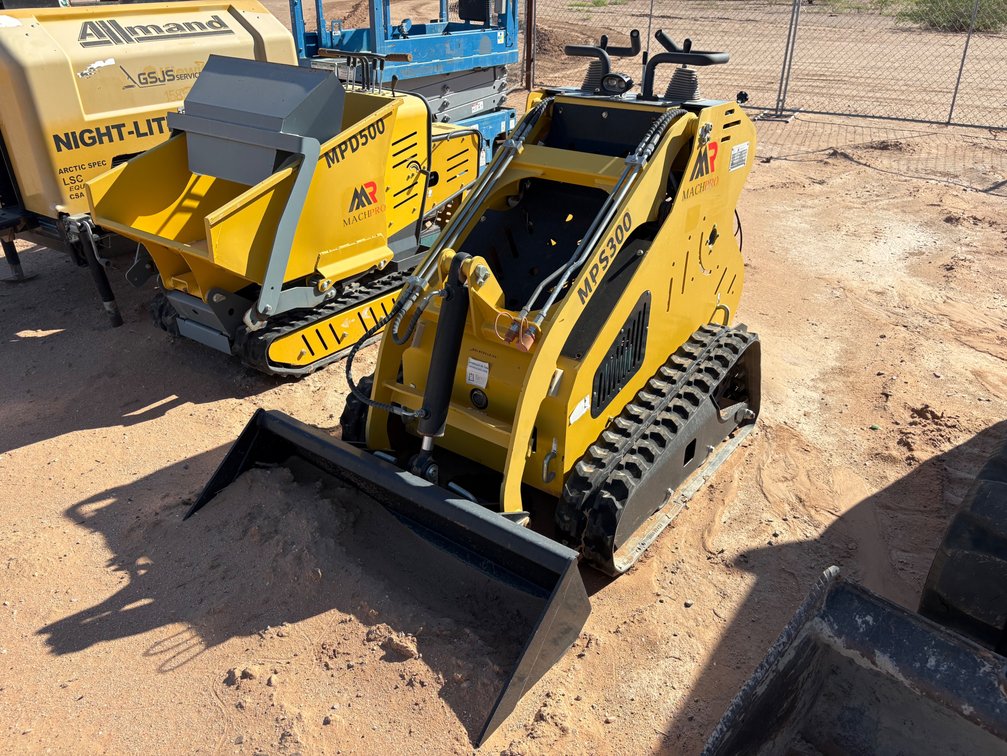 MachPro MPS300 Mini Skid Steer