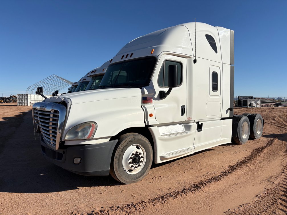 2013 Freightliner Cascadia 125 Truck